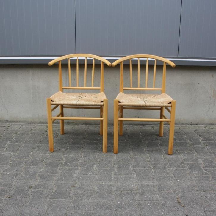 Vintage Deense stoelen J-151 Erik Ole Jorgensen set van 2, Huis en Inrichting, Stoelen, Gebruikt, Twee, Hout, Riet of Rotan, Bruin