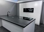 Prachtige luxe Tulp keuken met Bora kookplaat., Ophalen, Wit, Graniet of Steen, Dubbelwandige keuken