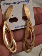 **SALE** Oorbellen 0,50 eurocnet, Ophalen of Verzenden, Zo goed als nieuw, Overige kleuren, Overige materialen