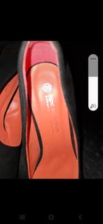 Zwarte pumps met rode zool - Maat 38, Kleding | Dames, Schoenen, Bpc selection, Ophalen of Verzenden, Zo goed als nieuw, Zwart