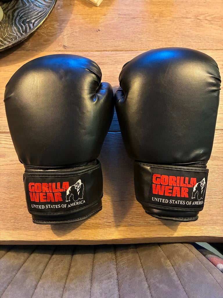 Bokshandschoenen 16oz - Gorilla Wear, Ophalen, Gebruikt, Overige, Vechtsportbescherming