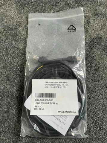 NIEUW - USB kabel CBL-500-300-S00 beschikbaar voor biedingen