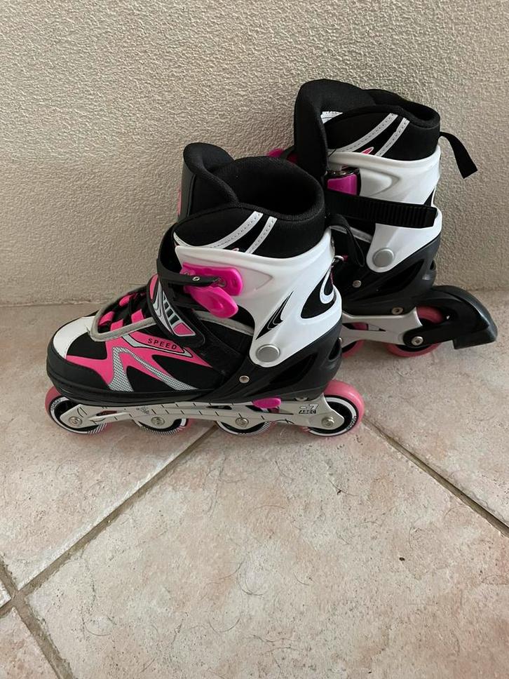 Skeelers meisjes te koop, Sport en Fitness, Skeelers, Zo goed als nieuw, Verstelbaar, Ophalen