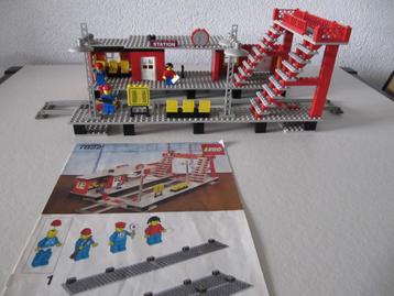 Lego 7822 station + 7861 verlichting 12V + extra