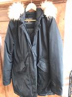 KOOPJE.    WOOLRICH damesjas mt xxl, Maat 42/44 (L), Zo goed als nieuw, WOOLRICH, Zwart