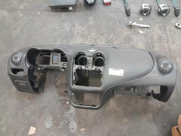 Airbag set + dashboard van een Alfa Romeo Mito beschikbaar voor biedingen