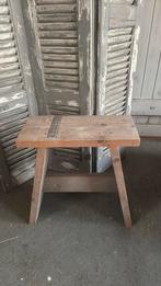 Steigerhouten krukje, Huis en Inrichting, Krukjes, Ophalen of Verzenden, Zo goed als nieuw, Hout