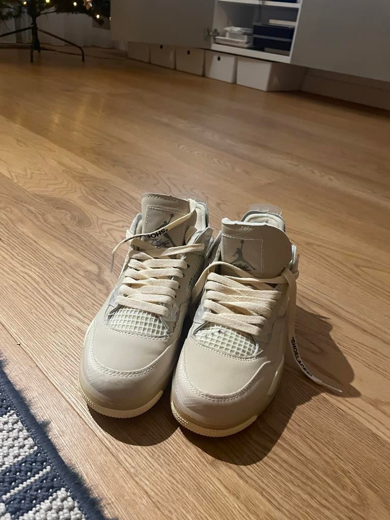 Air Jordan 4 Off White Sail - Maat 38.5, Kleding | Heren, Schoenen, Verzenden, Overige kleuren