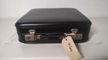K601 VINTAGE stewardess koffer van geperst karton zwart beschikbaar voor biedingen