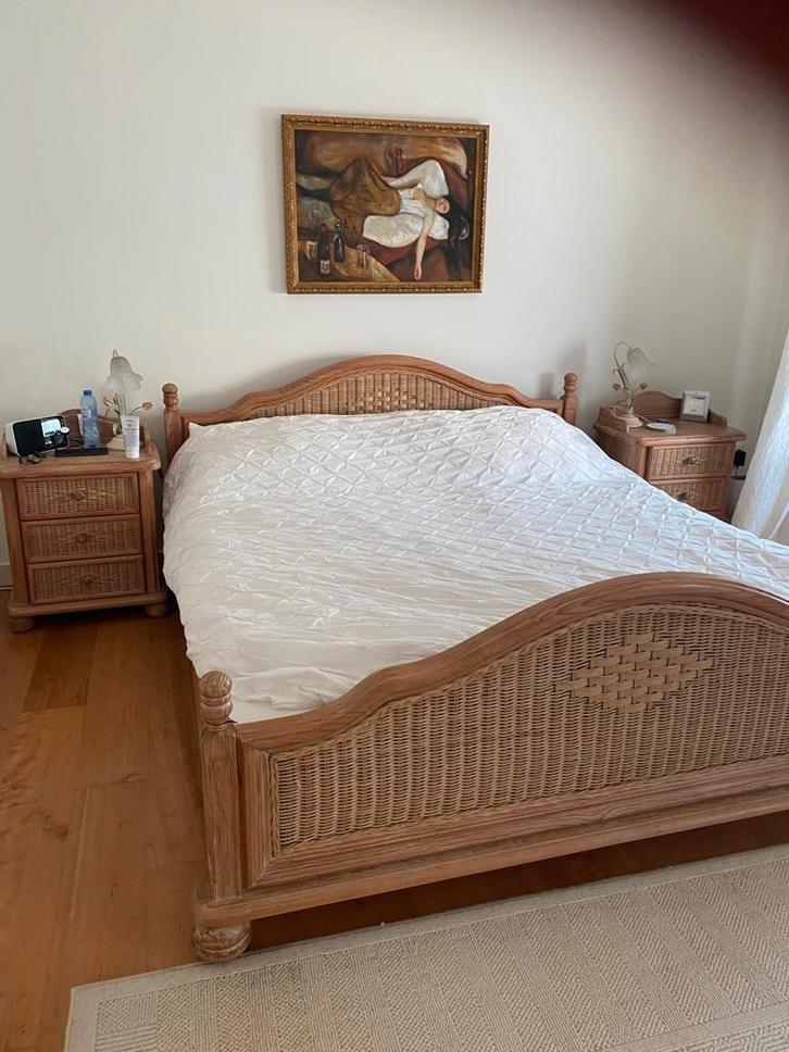 Rotan Tweepersoonsbed, Huis en Inrichting, Slaapkamer | Bedden, Zo goed als nieuw, Tweepersoons, 160 cm, 200 cm, Hout, Bruin, Ophalen