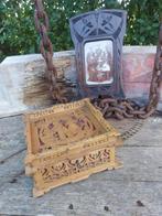 2 x antieke friese volkskunst houtsnijwerk, Antiek en Kunst, Curiosa en Brocante, Ophalen of Verzenden