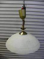 Hanglamp van messing met zandglazen kap, uittrekbaar, Huis en Inrichting, Lampen | Hanglampen, Ophalen of Verzenden, 'T Olde Gre-j