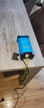 Victron Blue Smart IP22 24V/16A Acculader, Auto diversen, Jumpstarters, Ophalen of Verzenden, Gebruikt