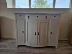 Oude dressoir grijs geverfd., Huis en Inrichting, Kasten | Dressoirs, Ophalen, Gebruikt