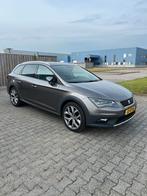 Seat Leon 1.6 TDI X-perience 2016 Grijs (Vol opties), Origineel Nederlands, Te koop, Zilver of Grijs, 5 stoelen