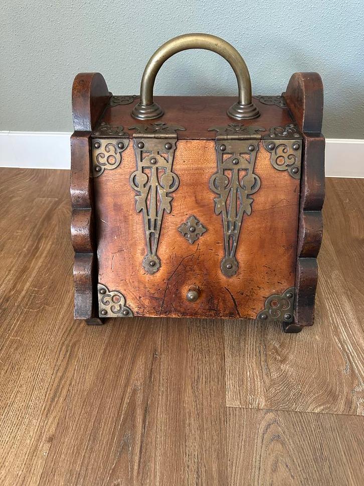 Antieke Engelse Kolenkit, Huis en Inrichting, Woonaccessoires | Kisten, Gebruikt, Minder dan 50 cm, Overige houtsoorten, Ophalen