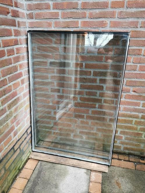Dubbelglas met ventilatieroosters, Doe-het-zelf en Verbouw, Glas en Ramen, Zo goed als nieuw, Gevelraam of Ruit, 80 tot 120 cm