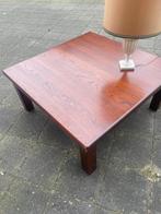 Prachtige houten lage tafel voor in de zithoek, Ophalen, Klassiek, Vierkant, Zo goed als nieuw