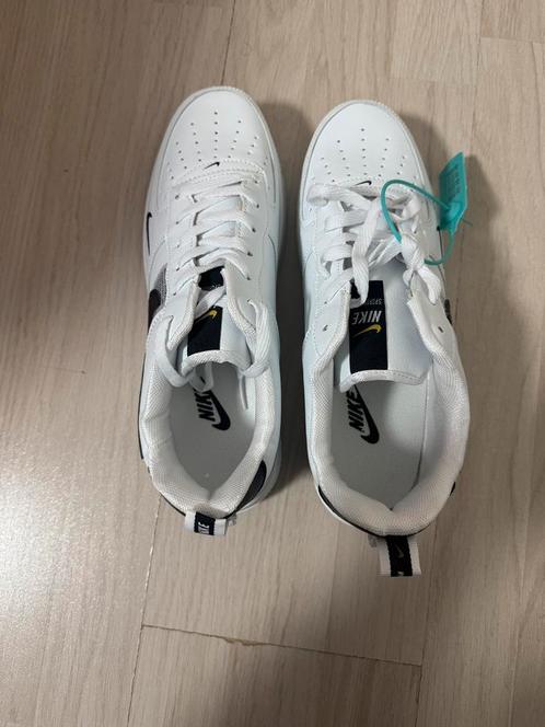 Nike Air Force 1 NIEUW, Kleding | Dames, Schoenen, Zo goed als nieuw, Sneakers of Gympen, Wit, Verzenden