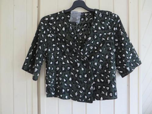 Groen panterprint blouse top vintage zara stijl 34 xs, Kleding | Dames, Blouses en Tunieken, Nieuw, Maat 34 (XS) of kleiner, Groen