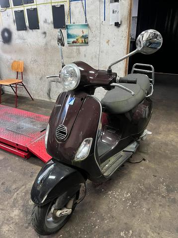 Vespa lx touring opknapper €200 beschikbaar voor biedingen