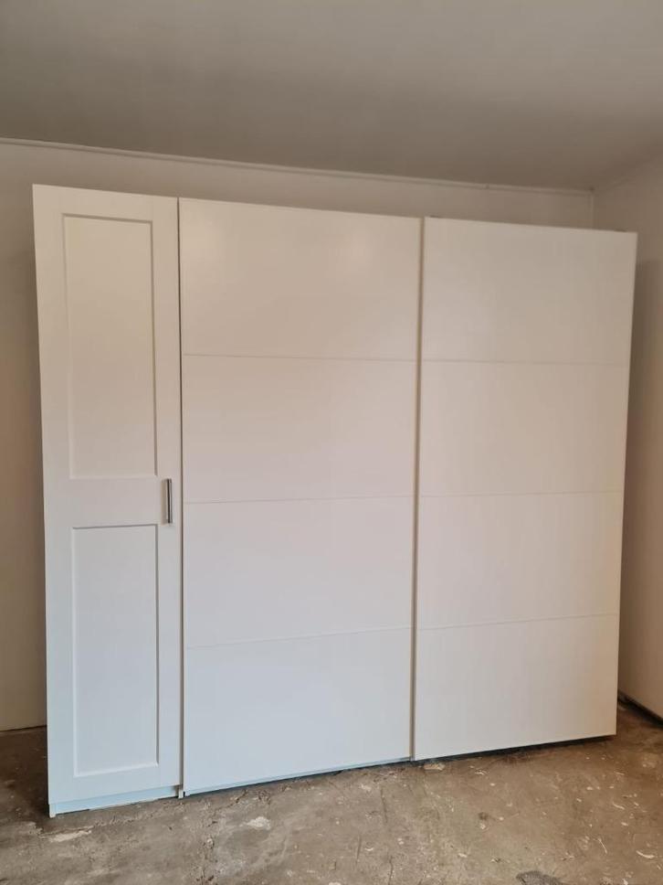 PAX Wit kledingkast 250cm. Veel lades. Leveren/Monteren mgl, Huis en Inrichting, Kasten | Kledingkasten, Zo goed als nieuw, 200 cm of meer