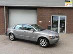 Volvo S40 1.8|AIRCO|NIEUWE APK|NETTE AUTO, Auto's, Voorwielaandrijving, 125 pk, Gebruikt, Zwart