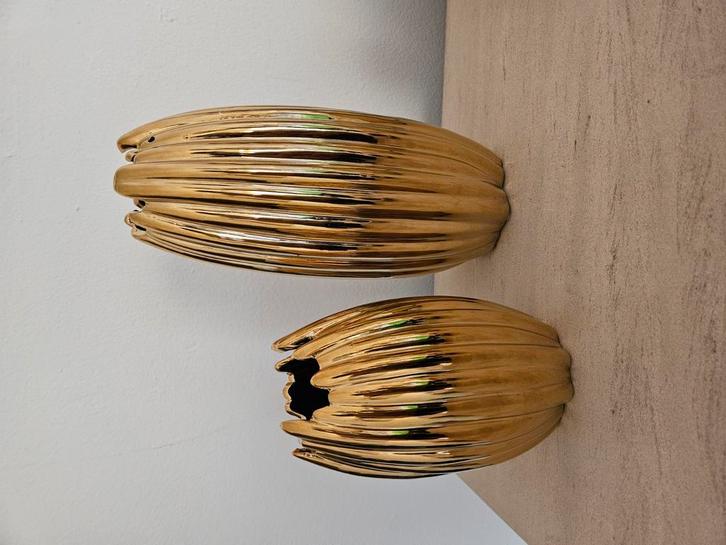 Mooie 2 sier/vazen goud als set te koop, Huis en Inrichting, Woonaccessoires | Overige, Zo goed als nieuw, Ophalen