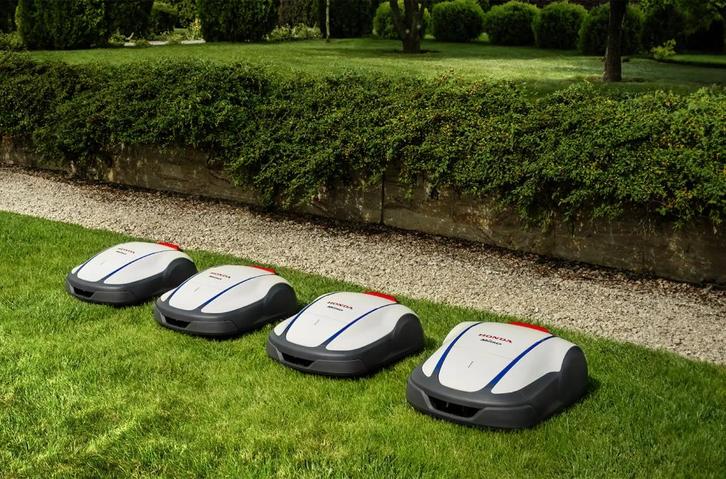 ACTIE: Robotmaaiers 15% korting (Honda, Gardena, Makita), Tuin en Terras, Robotmaaiers, Nieuw, Minder dan 20 cm, Met regensensor