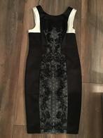 Binnenkort een feest of een luxe vakantie in het verschiet w, Maat 38/40 (M), Karen Millen, Zwart, Ophalen of Verzenden