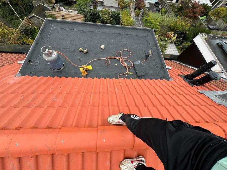 Professionele Dakdekker Service veluwe, Doe-het-zelf en Verbouw, Dakpannen en Dakbedekking, Nieuw, Dakpannen, Steen of Klei, Rood