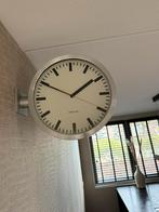Karlsson wandklok dubbrlzijdig 38 cm stationsklok, Ophalen of Verzenden, Gebruikt, Analoog, Wandklok