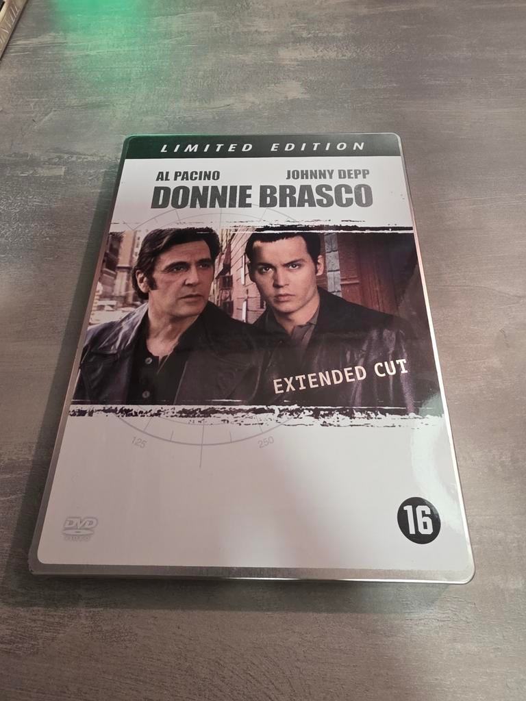 Donnie Brasco - Limited Edition DVD, Vanaf 16 jaar, Ophalen of Verzenden, Zo goed als nieuw, Waargebeurd drama