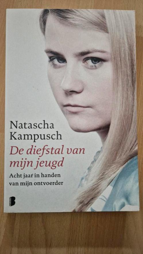 Natascha Kampusch - Diefstal van mijn jeugd, Boeken, Overige Boeken, Zo goed als nieuw, Ophalen