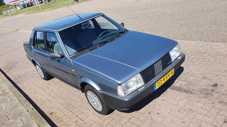 Fiat Regata 75 Super uit 1984, 1e serie, 86000km, 2 jaar APK, Auto's, Oldtimers, Particulier, Boordcomputer, Centrale vergrendeling