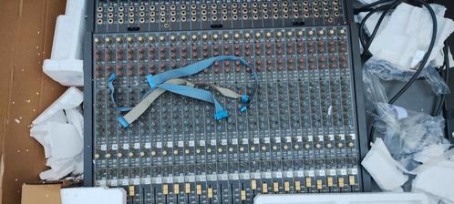 Mackie 254b8 plus channel mengpaneel. Moet dringend weg, Muziek en Instrumenten, Mengpanelen, Gebruikt, Ophalen