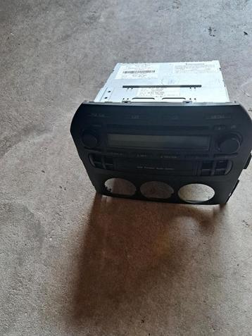 Mazda  Mx5 radio / cd speler beschikbaar voor biedingen