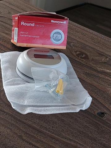 Honeywell thermostaat  beschikbaar voor biedingen