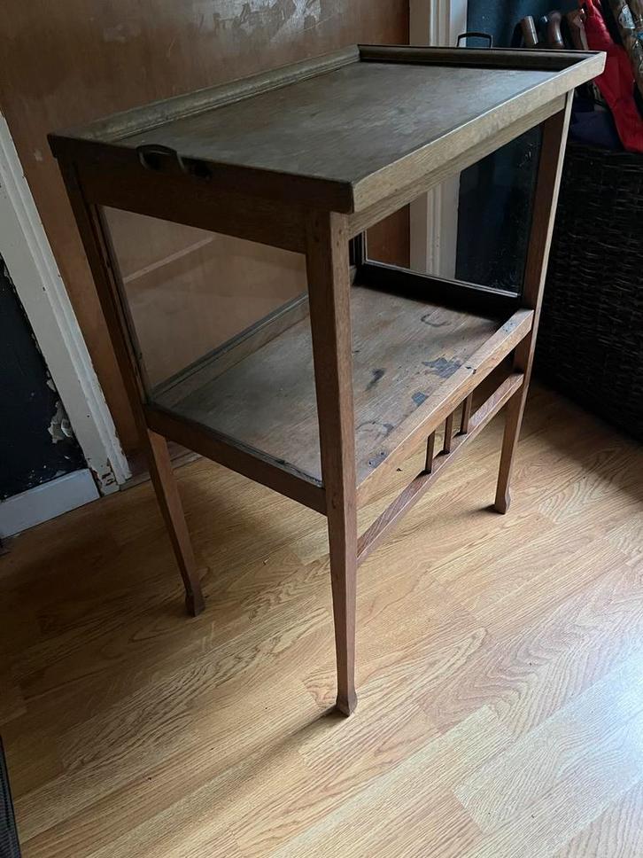 Antieke bijzettafel met 2 niveaus, Antiek en Kunst, Antiek | Meubels | Tafels, Ophalen of Verzenden