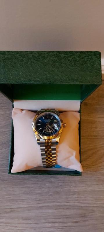 Tekoop Rolex Blue beschikbaar voor biedingen