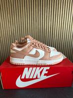 Nike Dunk Low Rose Whisper (W) Maat 38.5 Nieuw!, --, Nike, Nieuw, Ophalen of Verzenden
