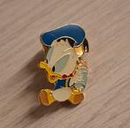 Donald Duck baby pin - Disney, Verzamelen, Speldjes, Pins en Buttons, Ophalen of Verzenden, Zo goed als nieuw, Speldje of Pin