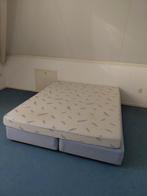 Gratis Ikea boxspring 160x200 in Beek, Montferland, Ophalen of Verzenden, Gebruikt, Tweepersoons, 160 cm