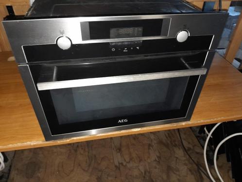 NIEUW MODEL AEG KME521000M COMBI OVEN/MAGNETRON TE KOOP, Witgoed en Apparatuur, Magnetrons, Zo goed als nieuw, Inbouw, Combimagnetron