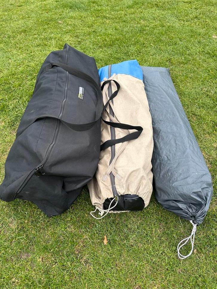 Unico Verona voortent + dakluifel – Omloopmaat 15 (1026 cm), Caravans en Kamperen, Tenten, tot en met 4, Zo goed als nieuw, Ophalen of Verzenden