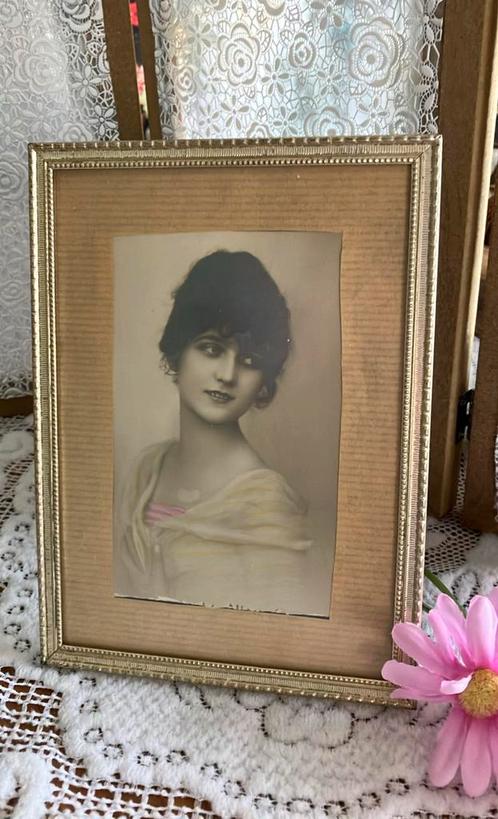 Vintage fotolijstje met mooie rand, Antiek en Kunst, Curiosa en Brocante, Ophalen of Verzenden