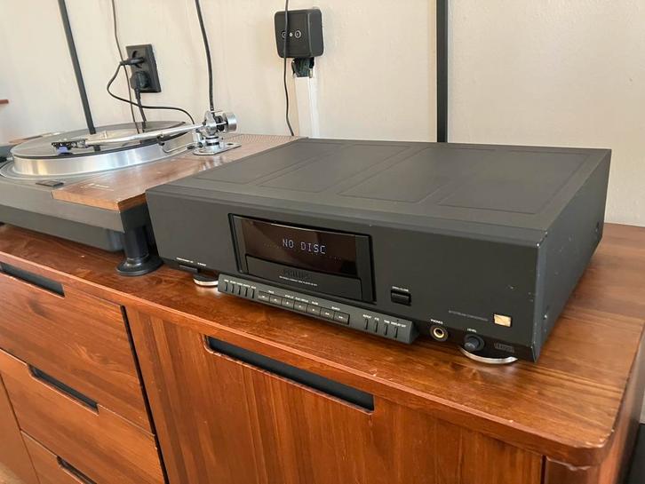 Philips CD951 CD-speler – in uitstekende staat, Audio, Tv en Foto, Cd-spelers, Zo goed als nieuw, Philips, Ophalen of Verzenden