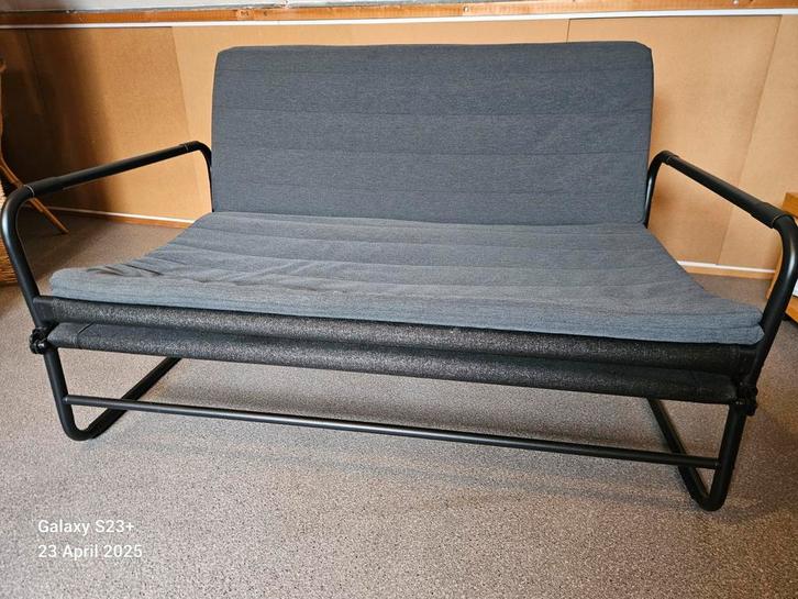 IKEA HAMMARN tweepersoons slaapbank (donkergrijs/zwart), Huis en Inrichting, Slaapkamer | Slaapbanken, Zo goed als nieuw, 120 cm