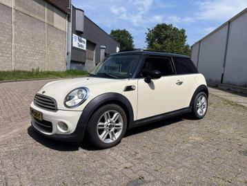 Mini Mini 1.6 Cooper Pepper beschikbaar voor biedingen