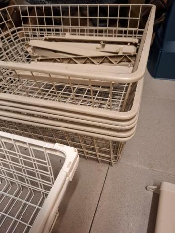 2 witte komplement  manden en 1 roede voor in Ikea Pax kast - afbeelding 3